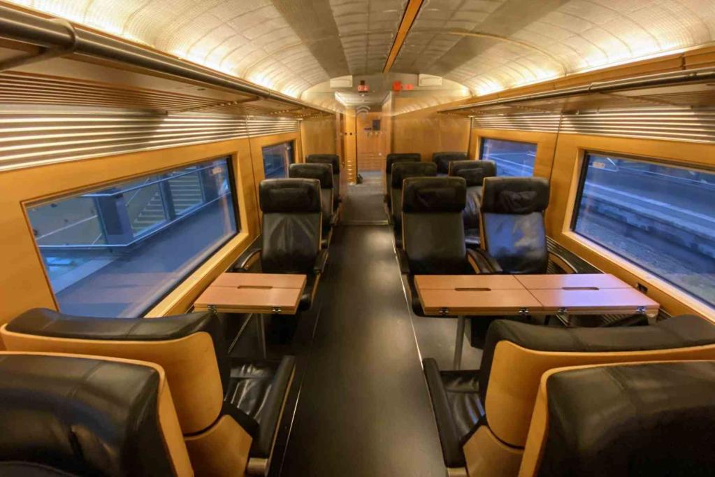 MET Metropolitan 1. Klasse Großraumwagen Innenansicht