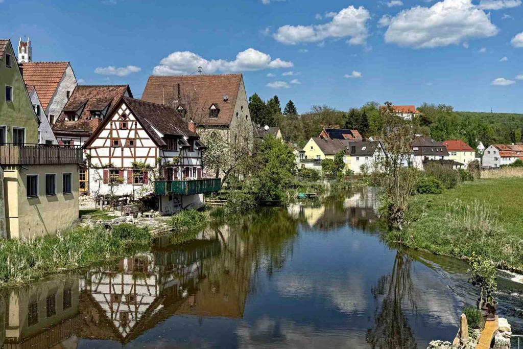 Harburg (Schwaben) Wörnitz mit Fachwerkhaus