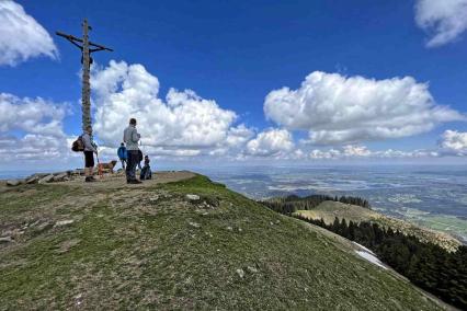 Hinteres Hörnle Gipfelkreuz Ammergauer Alpen
