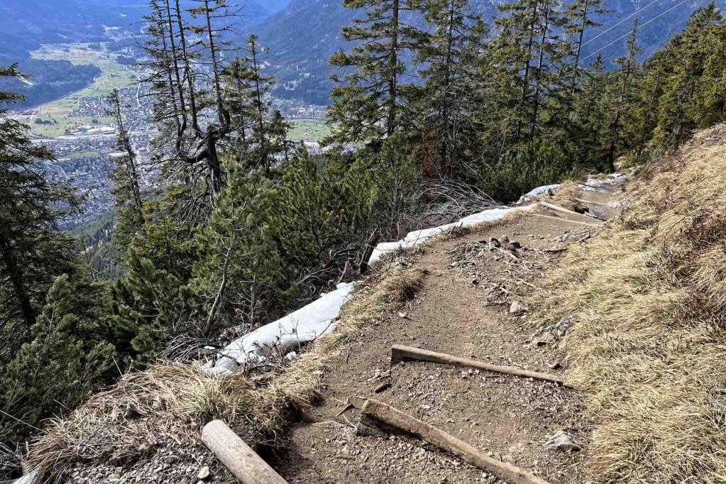 Wanderweg Abstieg Wank Partenkirchen